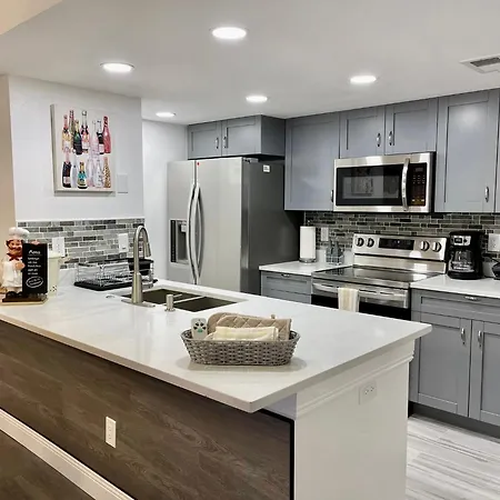 Superior 3Br Condo Apartment Near Disney Attractions